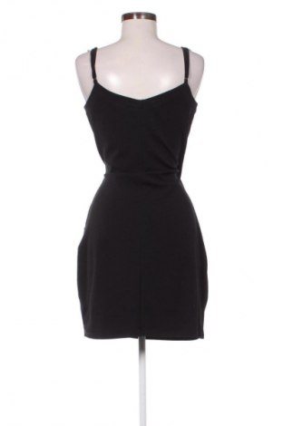 Šaty  About You, Velikost M, Barva Černá, Cena  397,00 Kč