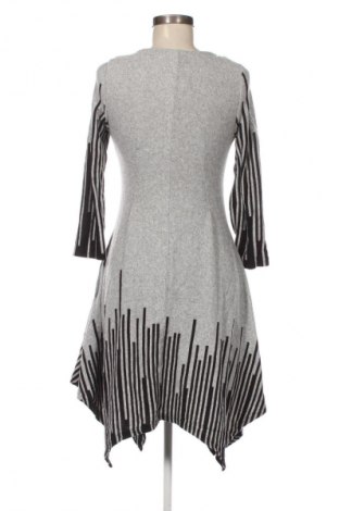 Kleid Apricot, Größe XS, Farbe Mehrfarbig, Preis 4,99 €