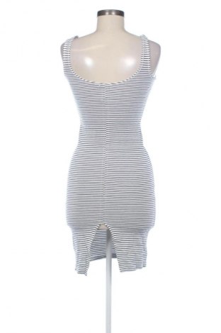 Рокля Bershka, Размер S, Цвят Многоцветен, Цена 6,18 €