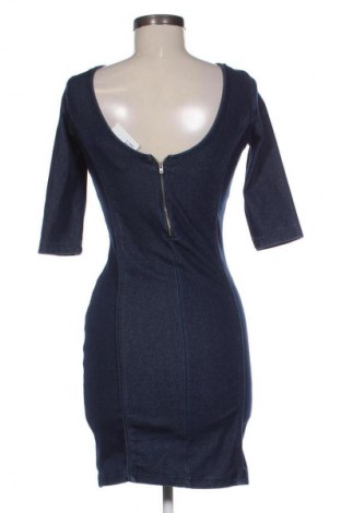 Šaty  Bershka, Velikost M, Barva Modrá, Cena  569,00 Kč