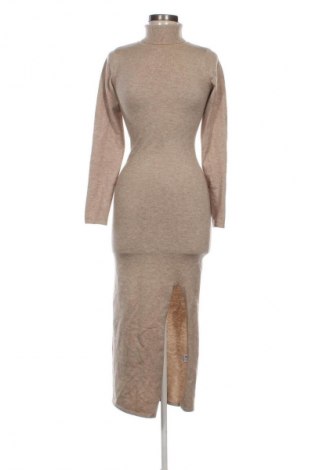 Rochie Bershka, Mărime XS, Culoare Bej, Preț 46,99 Lei