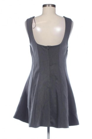 Рокля Bershka, Размер L, Цвят Сив, Цена 32,21 €