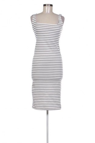 Рокля Bershka, Размер L, Цвят Многоцветен, Цена 16,36 €