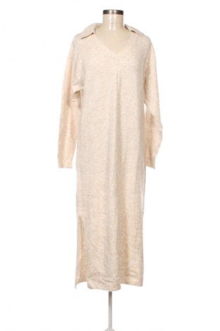 Šaty  Bershka, Velikost S, Barva Béžová, Cena  189,00 Kč