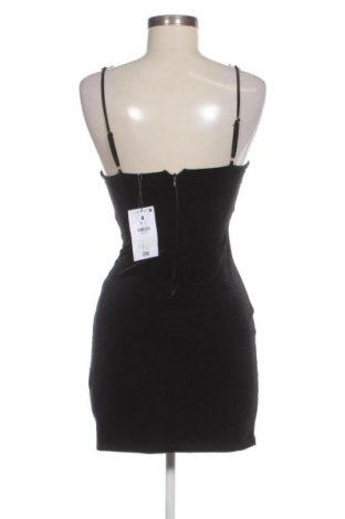 Рокля Bershka, Размер M, Цвят Черен, Цена 12,78 €