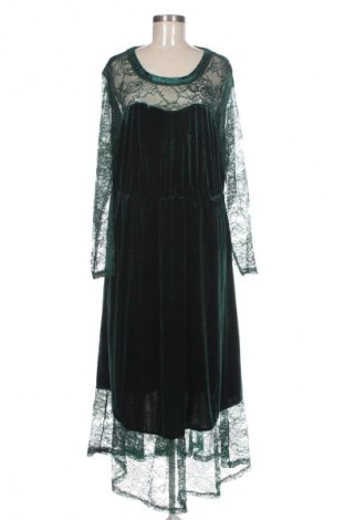 Kleid BloomChic, Größe 3XL, Farbe Grün, Preis 55,99 €