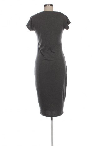 Рокля Boohoo, Размер M, Цвят Сив, Цена 9,71 €