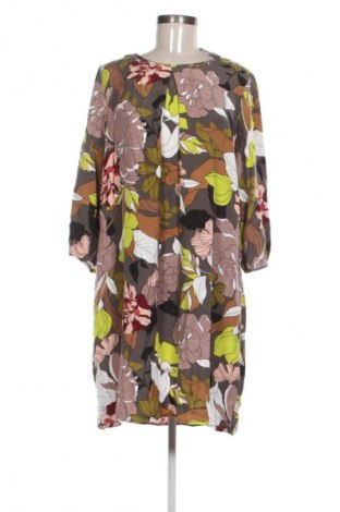 Рокля C&A, Размер L, Цвят Многоцветен, Цена 20,45 €