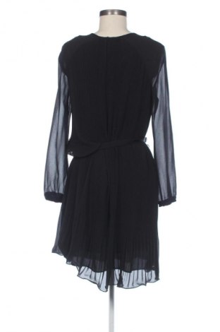 Рокля Calvin Klein, Размер S, Цвят Черен, Цена 63,91 €