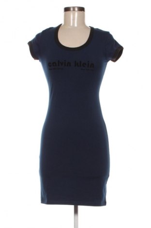 Рокля Calvin Klein Jeans, Размер XS, Цвят Син, Цена 25,05 €, #135118800