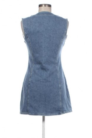 Рокля Calvin Klein Jeans, Размер S, Цвят Син, Цена 36,81 €
