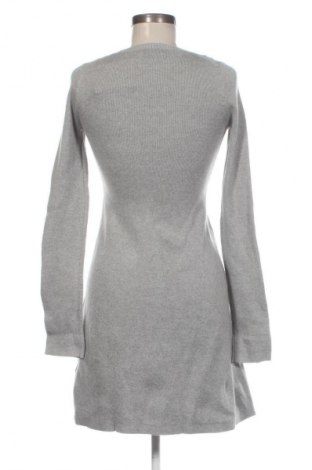 Rochie Calvin Klein Jeans, Mărime S, Culoare Gri, Preț 634,99 Lei