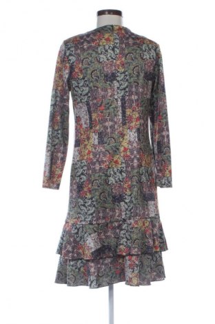 Рокля Cf, Размер L, Цвят Многоцветен, Цена 7,15 €