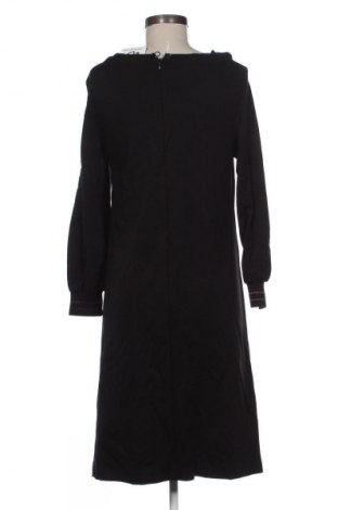 Ruha Corte Dei Gonzaga, Méret M, Szín Fekete, Ár 5 749 Ft