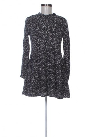 Рокля Cropp, Размер S, Цвят Многоцветен, Цена 11,75 €