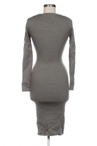 Рокля Decjuba, Размер M, Цвят Сив, Цена 9,71 €