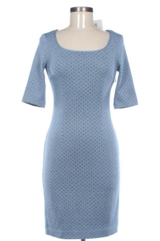 Рокля Dika, Размер M, Цвят Многоцветен, Цена 20,45 €