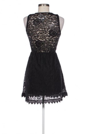 Рокля Ella, Размер M, Цвят Черен, Цена 14,31 €