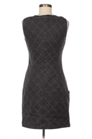 Sukienka Esprit, Rozmiar M, Kolor Kolorowy, Cena 7,99 zł