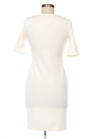 Рокля Forever, Размер S, Цвят Бял, Цена 4,60 €