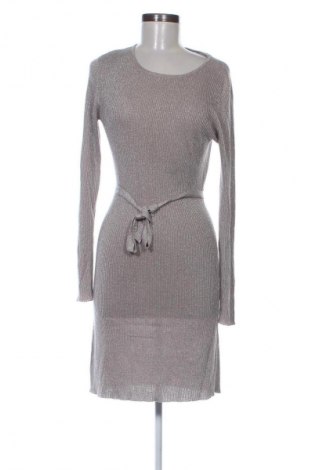 Šaty  Gate Woman, Velikost M, Barva Stříbrná, Cena  139,00 Kč