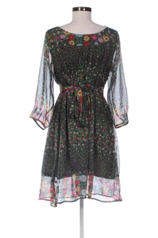 Šaty  Gina Tricot, Velikost M, Barva Vícebarevné, Cena  109,00 Kč