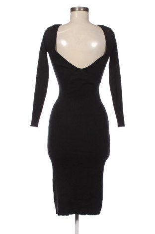 Sukienka Guts & Gusto, Rozmiar M, Kolor Czarny, Cena 15,99 zł