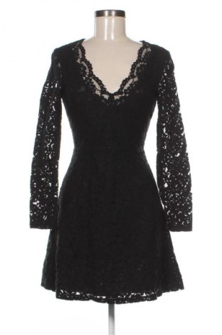 Рокля H&M, Размер XS, Цвят Многоцветен, Цена 10,90 €