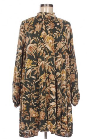 Рокля H&M, Размер L, Цвят Многоцветен, Цена 17,38 €