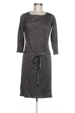 Рокля Hema, Размер M, Цвят Сребрист, Цена 2,55 €