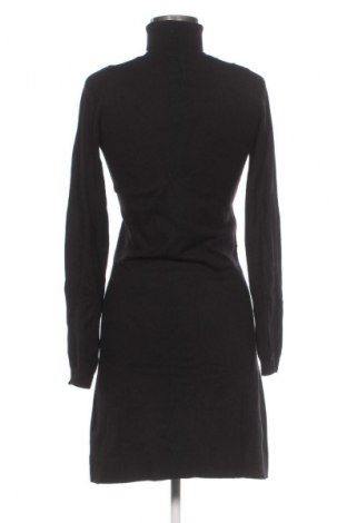 Šaty  Hema, Velikost M, Barva Černá, Cena  454,00 Kč