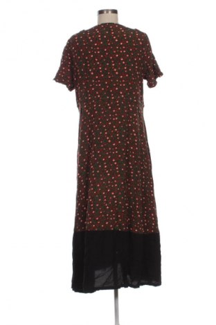 Šaty  Just, Velikost S, Barva Vícebarevné, Cena  139,00 Kč