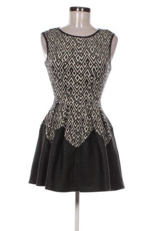 Φόρεμα Lucy, Μέγεθος S, Χρώμα Πολύχρωμο, Τιμή 9,99 €