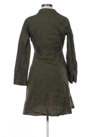 Рокля Mango, Размер M, Цвят Зелен, Цена 4,09 €