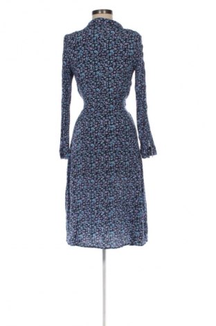 Рокля Mohito, Размер S, Цвят Многоцветен, Цена 13,21 €