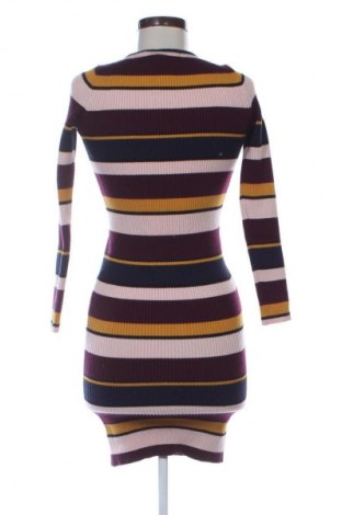 Рокля Mohito, Размер XXS, Цвят Многоцветен, Цена 17,38 €