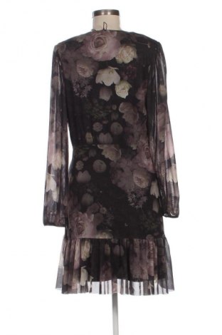 Рокля Mohito, Размер M, Цвят Многоцветен, Цена 20,00 €