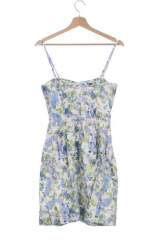 Рокля Mohito, Размер XS, Цвят Многоцветен, Цена 23,51 €