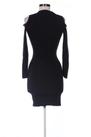 Рокля Mohito, Размер S, Цвят Черен, Цена 9,71 €