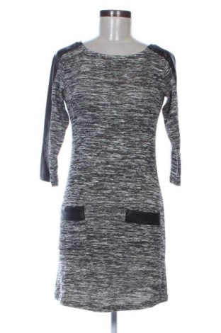 Šaty  Mshll Girl, Velikost XS, Barva Vícebarevné, Cena  79,00 Kč