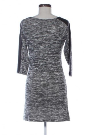 Šaty  Mshll Girl, Velikost XS, Barva Vícebarevné, Cena  79,00 Kč