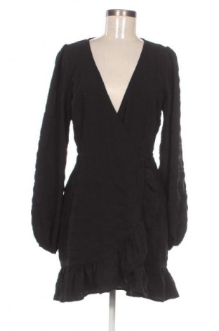 Рокля NA-KD, Размер M, Цвят Черен, Цена 14,82 €