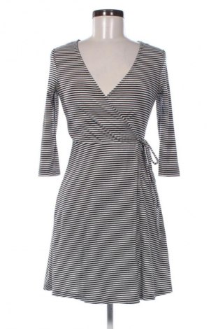 Šaty  New Look, Velikost XS, Barva Vícebarevné, Cena  119,00 Kč