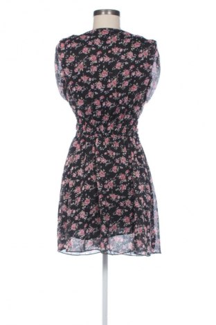 Рокля Nicole, Размер XS, Цвят Многоцветен, Цена 6,37 €