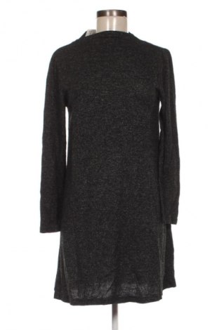 Рокля ONLY, Размер M, Цвят Черен, Цена 2,04 €