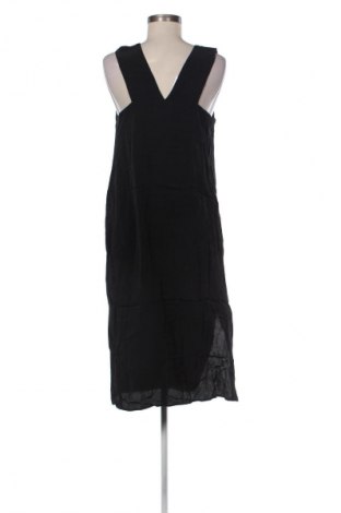 Sukienka Opus, Rozmiar M, Kolor Czarny, Cena 102,99 zł