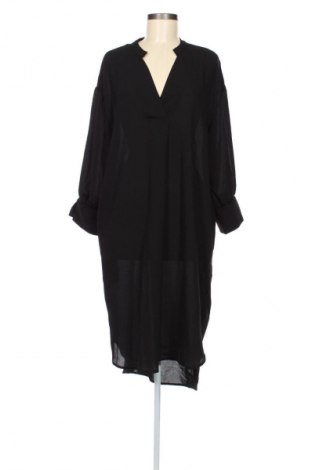 Šaty  Peppercorn, Velikost L, Barva Černá, Cena  1 579,00 Kč