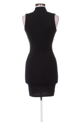 Рокля Pigalle by ONLY, Размер XS, Цвят Черен, Цена 21,98 €