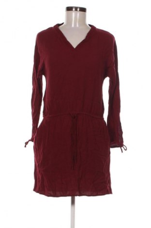 Šaty  Promod, Velikost M, Barva Červená, Cena  482,00 Kč