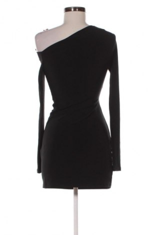 Рокля Pull&Bear, Размер S, Цвят Черен, Цена 20,59 €